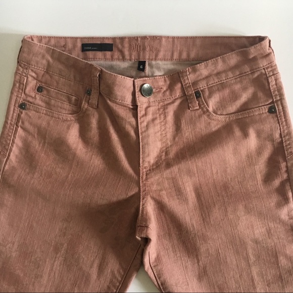 Kut from the Kloth Pink Rose Diana Skinny Jeans - Picture 4 of 9